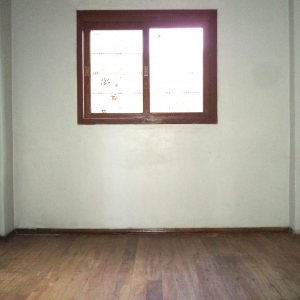 Casa com 66m², 3 dormitórios, no bairro Rio Branco em Caxias do Sul para Alugar