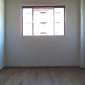Casa com 66m², 3 dormitórios, no bairro Rio Branco em Caxias do Sul para Alugar