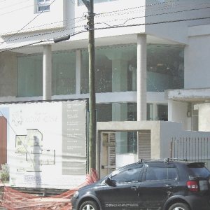 Loja com 170m², 1 vaga, no bairro Sagrada Família em Caxias do Sul para Comprar