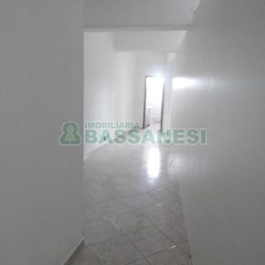 Sala com 288m², 2 vagas, no bairro Santa Catarina em Caxias do Sul para Alugar