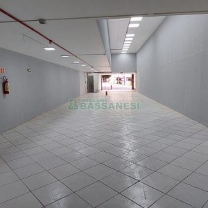Loja com 456m², no bairro Centro em Caxias do Sul para Alugar