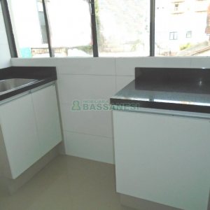 Apartamento com 61m², 2 dormitórios, no bairro Centro em Caxias do Sul para Comprar