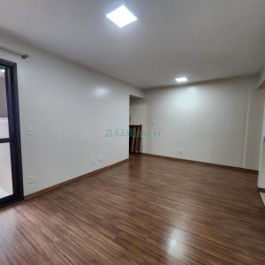 Apto Mobiliado com 59m², 1 dormitório, 1 vaga, no bairro Centro em Caxias do Sul para Comprar