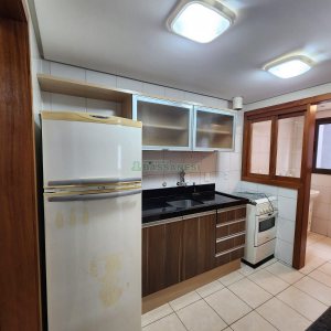 Apto Mobiliado com 59m², 1 dormitório, 1 vaga, no bairro Centro em Caxias do Sul para Comprar