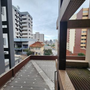 Apto Mobiliado com 59m², 1 dormitório, 1 vaga, no bairro Centro em Caxias do Sul para Comprar