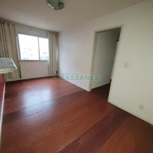 Apartamento com 70m², 3 dormitórios, 1 vaga, no bairro Jardim América em Caxias do Sul para Comprar