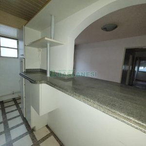 Apartamento com 70m², 3 dormitórios, 1 vaga, no bairro Jardim América em Caxias do Sul para Comprar