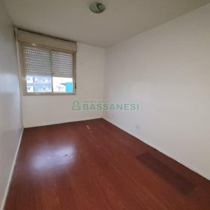 Apartamento com 70m², 3 dormitórios, 1 vaga, no bairro Jardim América em Caxias do Sul para Comprar