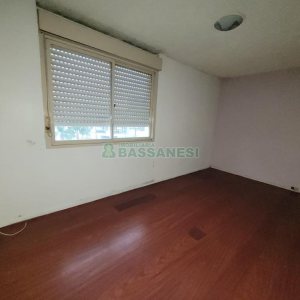Apartamento com 70m², 3 dormitórios, 1 vaga, no bairro Jardim América em Caxias do Sul para Comprar