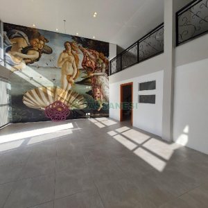 Loja com 370m², 2 vagas, no bairro Santa Catarina em Caxias do Sul para Alugar