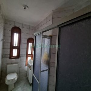 Casa com 184m², 3 dormitórios, 2 vagas, no bairro Panazzolo em Caxias do Sul para Alugar ou Comprar