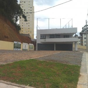 Loja com 475m², no bairro Diamantino em Caxias do Sul para Comprar