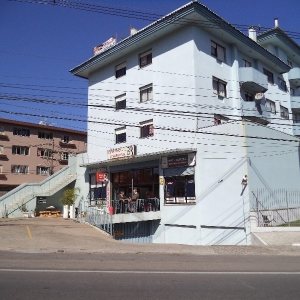 Loja com 30m², no bairro De Lazzer em Caxias do Sul para Alugar