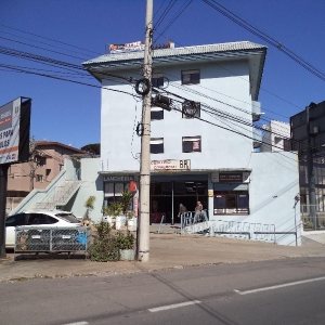 Loja com 45m², no bairro De Lazzer em Caxias do Sul para Alugar