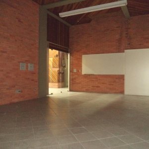 Loja com 45m², no bairro De Lazzer em Caxias do Sul para Alugar