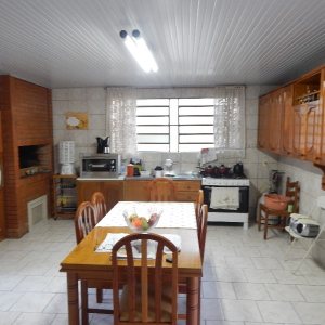 Casa com 108m², 3 dormitórios, 1 vaga, no bairro Salgado Filho em Caxias do Sul para Comprar