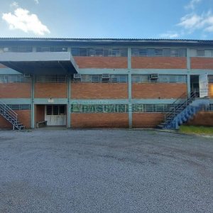 Pavilhão com 985m², no bairro Floresta em Caxias do Sul para Alugar