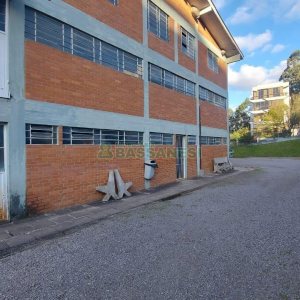 Pavilhão com 985m², no bairro Floresta em Caxias do Sul para Alugar
