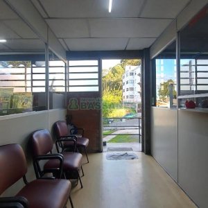 Pavilhão com 985m², no bairro Floresta em Caxias do Sul para Alugar