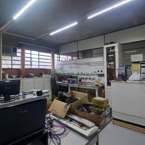 Pavilhão com 985m², no bairro Floresta em Caxias do Sul para Alugar