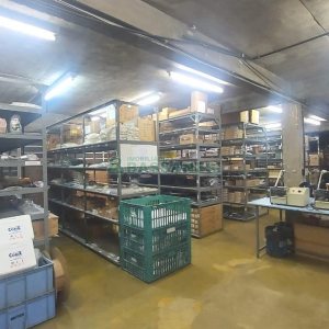 Pavilhão com 985m², no bairro Floresta em Caxias do Sul para Alugar