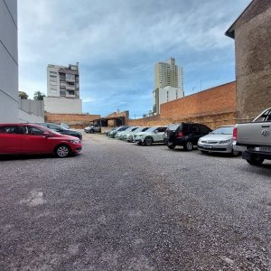 Predio com 784m², 1 vaga, no bairro Centro em Caxias do Sul para Alugar