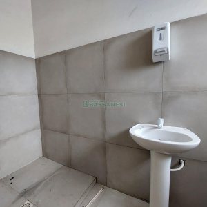 Predio com 784m², 1 vaga, no bairro Centro em Caxias do Sul para Alugar