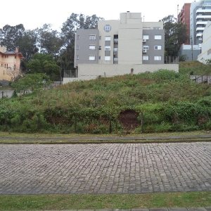 Terreno com 720m², no bairro Planalto em Caxias do Sul para Alugar