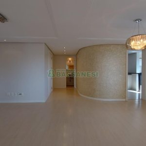 Apto Mobiliado com 187m², 3 dormitórios, 3 vagas, no bairro Lourdes em Caxias do Sul para Comprar