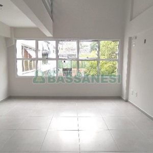 Sala com 41m², 1 vaga, no bairro Santa Catarina em Caxias do Sul para Alugar