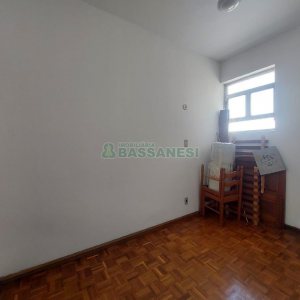 Apartamento com 270m², 4 dormitórios, no bairro Centro em Caxias do Sul para Alugar ou Comprar