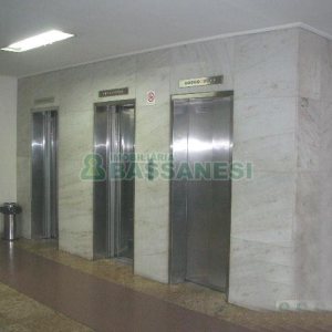 Sala com 21m², no bairro Centro em Caxias do Sul para Alugar