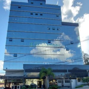 Sala com 64m², 1 vaga, no bairro Lourdes em Caxias do Sul para Comprar