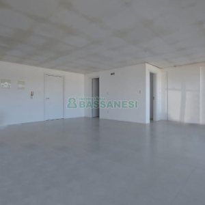 Sala com 64m², 1 vaga, no bairro Lourdes em Caxias do Sul para Comprar