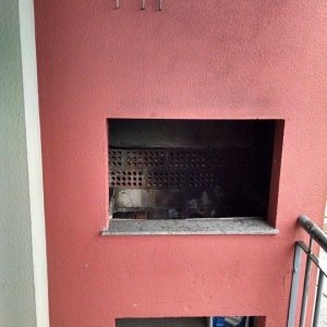 Apartamento com 53m², 2 dormitórios, 1 vaga, no bairro Charqueadas em Caxias do Sul para Comprar