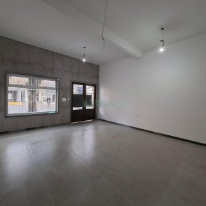 Loja com 140m², 1 vaga, no bairro Pio X em Caxias do Sul para Alugar