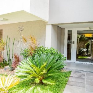 Apto Mobiliado com 64m², 2 dormitórios, 2 vagas, no bairro Petrópolis em Caxias do Sul para Alugar