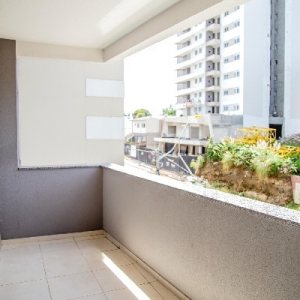 Apto Mobiliado com 64m², 2 dormitórios, 2 vagas, no bairro Petrópolis em Caxias do Sul para Alugar