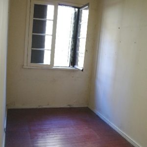 Casa Comercial com 400m², 4 dormitórios, 2 vagas, no bairro Centro em Caxias do Sul para Alugar