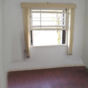 Casa Comercial com 400m², 4 dormitórios, 2 vagas, no bairro Centro em Caxias do Sul para Alugar