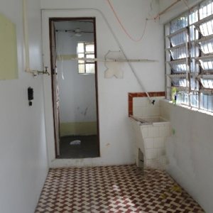 Casa Comercial com 400m², 4 dormitórios, 2 vagas, no bairro Centro em Caxias do Sul para Alugar