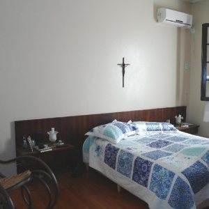 Casa Comercial com 400m², 4 dormitórios, 2 vagas, no bairro Centro em Caxias do Sul para Alugar