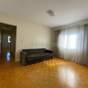 Apartamento com 68m², 2 dormitórios, 1 vaga, no bairro São Pelegrino em Caxias do Sul para Alugar ou Comprar