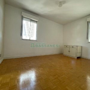 Apartamento com 68m², 2 dormitórios, 1 vaga, no bairro São Pelegrino em Caxias do Sul para Alugar ou Comprar