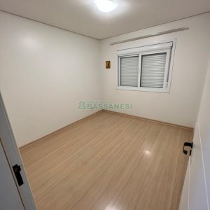 Apto Mobiliado com 250m², 3 dormitórios, 2 vagas, no bairro Floresta em Caxias do Sul para Alugar