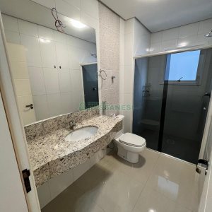 Apto Mobiliado com 250m², 3 dormitórios, 2 vagas, no bairro Floresta em Caxias do Sul para Alugar