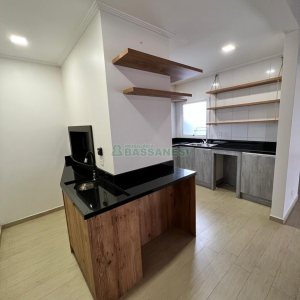 Apto Mobiliado com 250m², 3 dormitórios, 2 vagas, no bairro Floresta em Caxias do Sul para Alugar