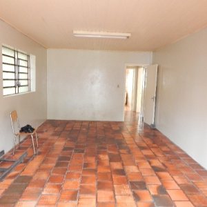 Casa com 265m², 4 dormitórios, 1 vaga, no bairro Panazzolo em Caxias do Sul para Comprar