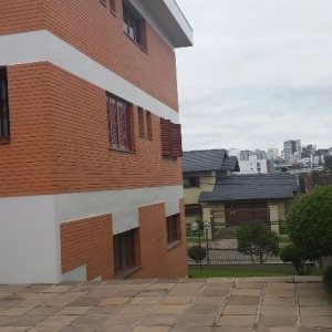 Apartamento com 164m², 3 dormitórios, 2 vagas, no bairro Cinqüentenário em Caxias do Sul para Comprar