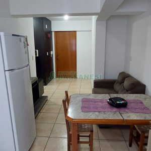 Apto Mobiliado com 42m², 1 dormitório, no bairro Lourdes em Caxias do Sul para Alugar